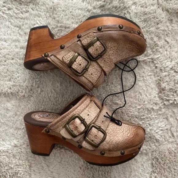 ARIAT Bridlespur Mule Clogs - Picture 6 of 7